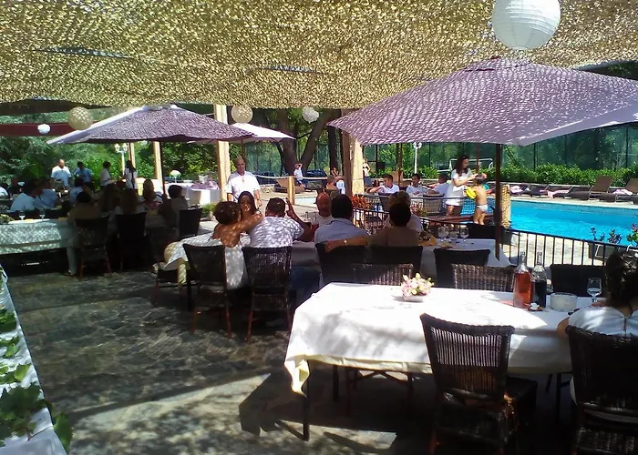 Hotel Accendi Pipa 2*